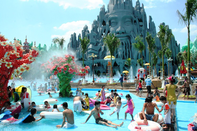 Travel in Saigon for 1 day with Suoi Tien Tourist Area (Photo: Collectibles)